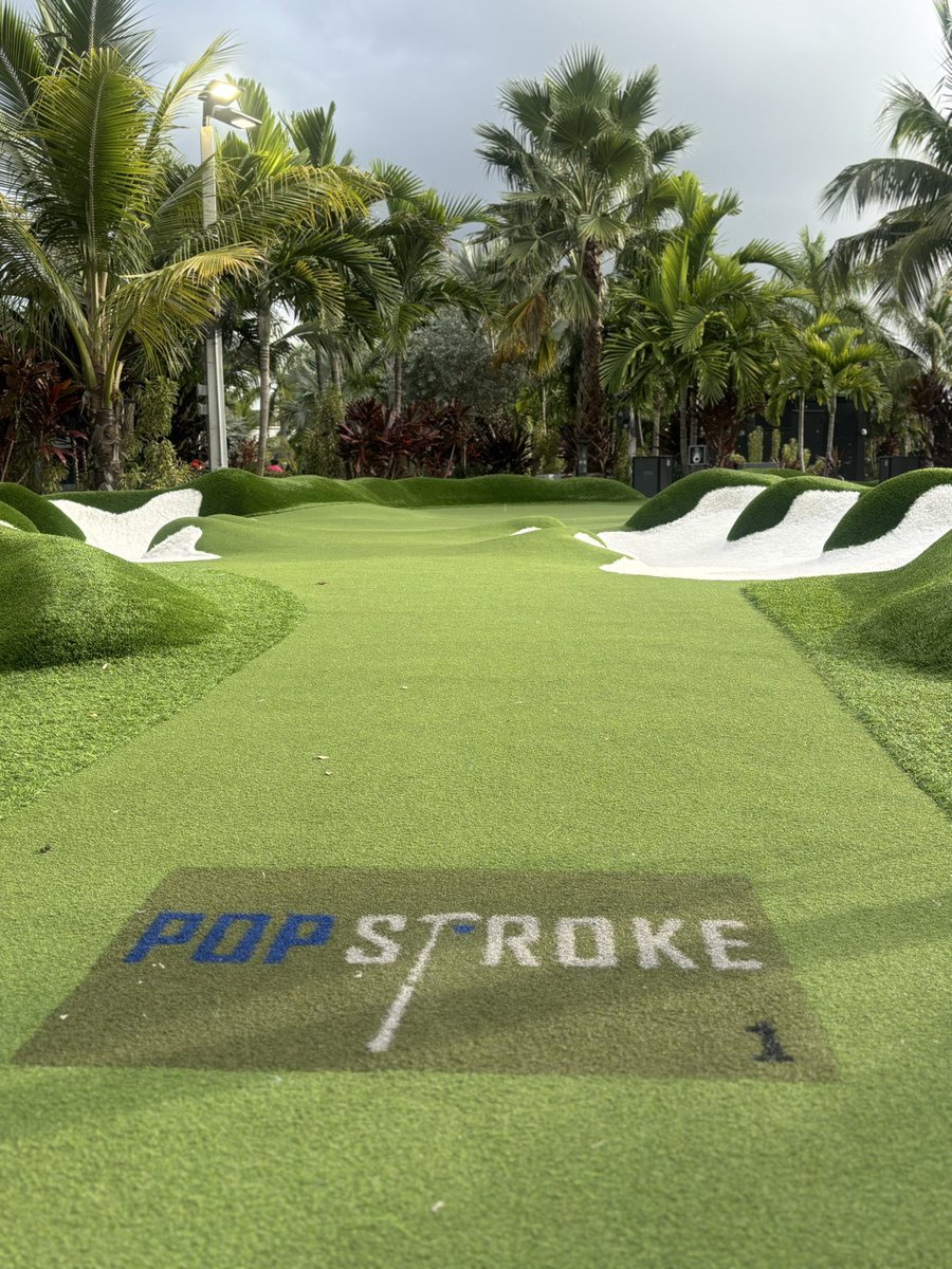 Menudo tinglao se ha montado <a href="/TigerWoods/">Tiger Woods</a> con los minigolf <a href="/PopstrokeGolf/">PopStroke</a> en Florida. Divertidos, rapidos, complejos, buenisima comida, mejor cerveza…. Un planazo en #DelrayBeach