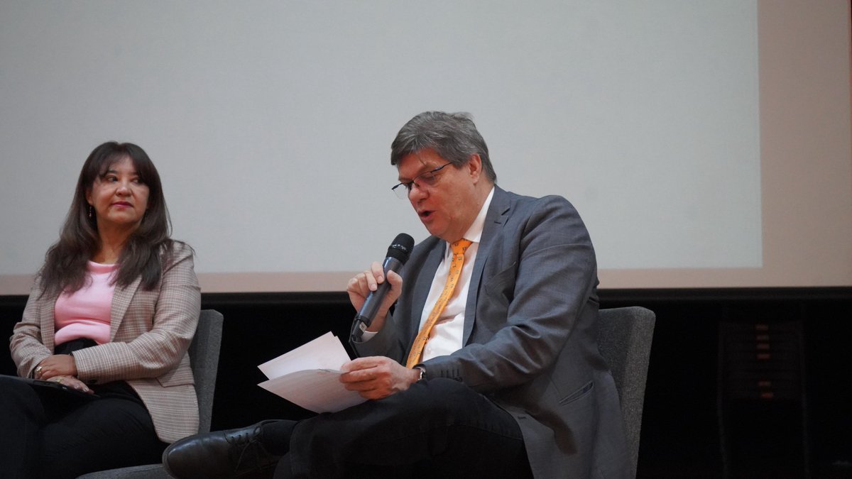 UNFPAecuador's tweet image. En la apertura del evento nuestro representante @MarkusBehrend indicó: "La mortalidad materna es uno de los indicadores más sensibles de la equidad, la capacidad de respuesta y la calidad de un sistema de salud. Ocho de cada diez muertes maternas son prevenibles".