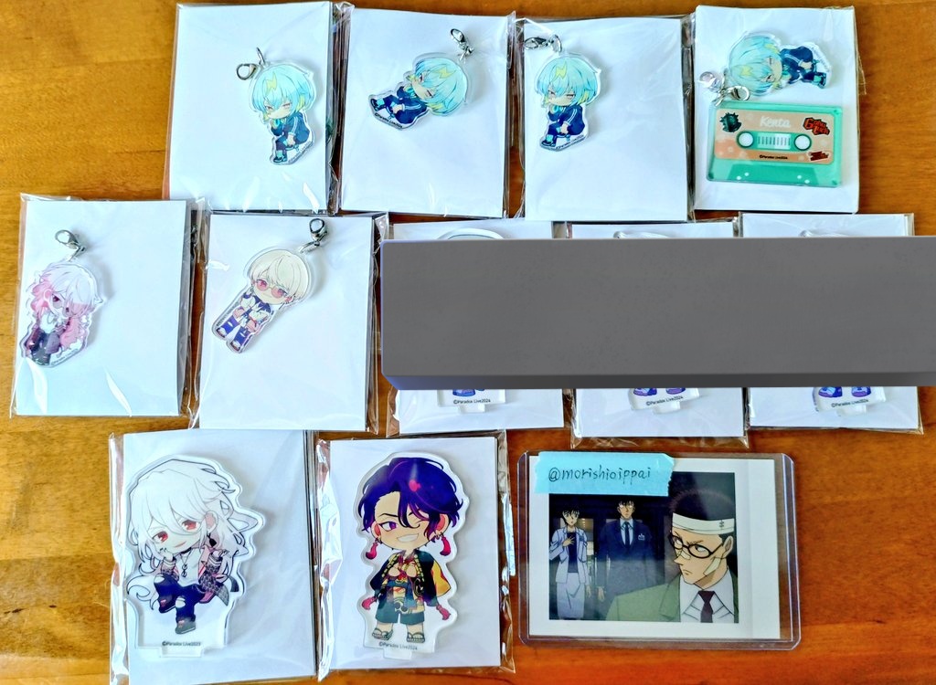 【交換】ParadoxLive　パラライ　コラボカフェ本舗BLANC　缶バ　アクスタ　ワイヤーチャーム

譲)画像1〜4

求)缶バ上段匋平2
下段憧吾1甘太郎2紗月1
アクスタ憧吾2凌牙1斗真1
チャーム犬飼1匋平1憧吾2斗真1甘太郎1紗月2凌牙2

郵送。匋平犬飼憧吾含む方。