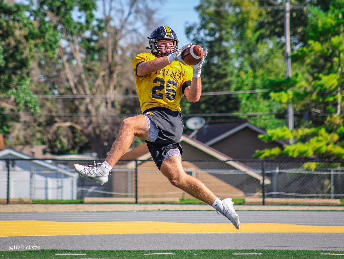 UWOFootball's tweet image. 𝙤𝙣𝙚 team. 𝙤𝙣𝙚 goal.

#O2HVE6AS | #NOW