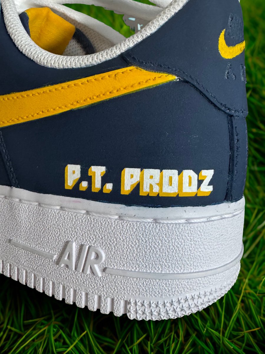 RaisingCustoms's tweet image. Reppin’ Seymour and business all in one. Check him out on Instagram…p.t.prodz