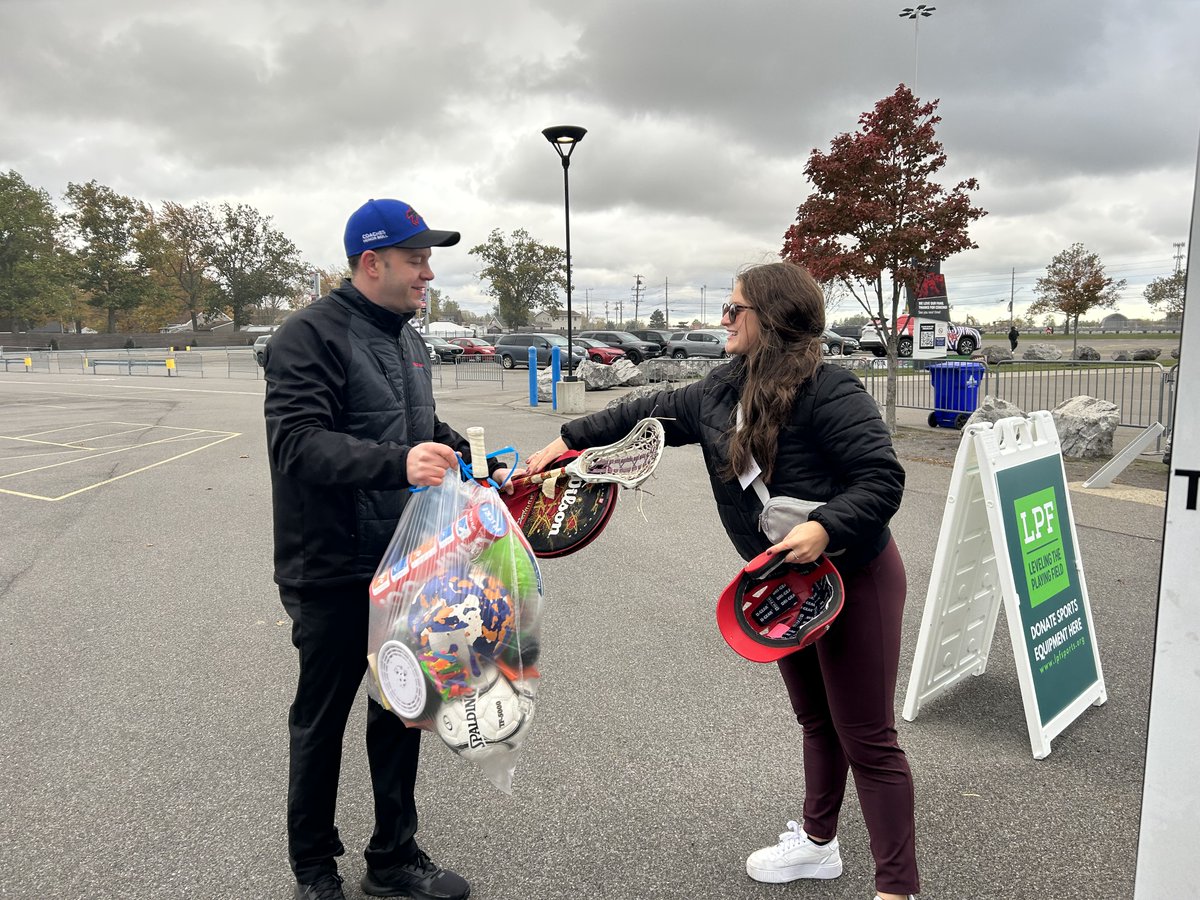 Parents: As you prep for fall sports and back-to-school season, it's a great time to clear out that used sports equipment. 🏒  🏀 👟 🥍

<a href="/LPFsports/">Leveling the Playing Field</a> makes it easy to donate. Just enter your zip code on their website to find a donation bin near you.
levelingtheplayingfield.org/ways-to-help/d…