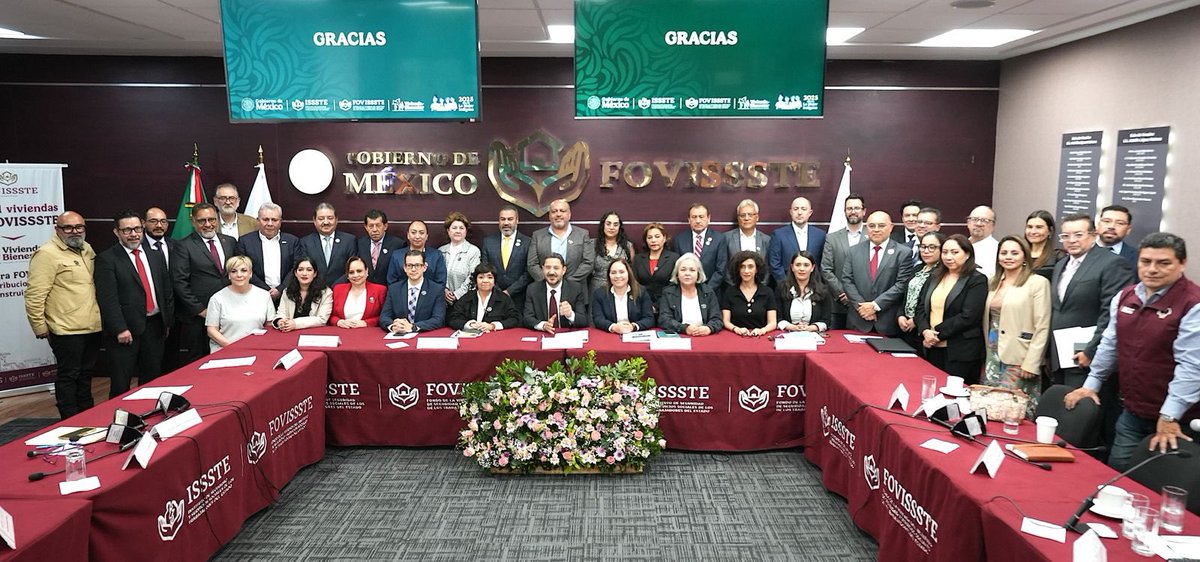 ¡<a href="/FOVISSSTEmx/">FOVISSSTE</a> vuelve a construir vivienda para las y los  trabajadores al servicio del Estado! 

El Fondo se suma al Programa de Vivienda para el Bienestar de nuestra Presidenta <a href="/Claudiashein/">Claudia Sheinbaum Pardo</a> 

En la sesión ordinaria de la Comisión Ejecutiva aprobamos el Programa de Vivienda del