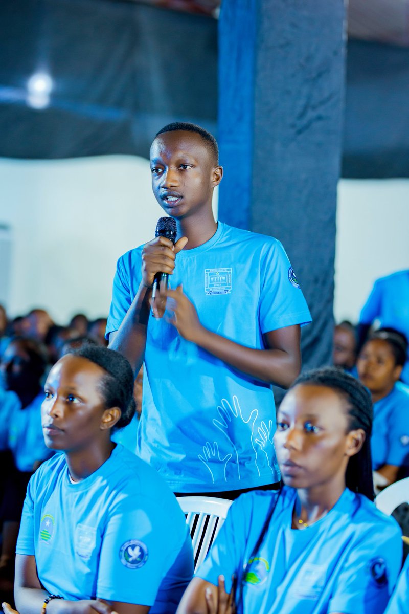 ENG VENUSTE (@icyitegetseven1) on Twitter photo Kuwa 26/08/2025 n’ishema ryinshi nishimiye kuganira n'urubyiruko rw’abakorerabushake bo mu Mujyi wa Kigali bitabiriye amahugurwa ari kubera mu Ishuri ryisumbuye rya Kagarama <a href="/KicukiroDistr/">Kicukiro District</a> #KigaliYacu
Ubukorerabushake inkingi yo kwigira. Kuwa 26/08/2025 n’ishema ryinshi nishimiye kuganira n'urubyiruko rw’abakorerabushake bo mu Mujyi wa Kigali bitabiriye amahugurwa ari kubera mu Ishuri ryisumbuye rya Kagarama <a href="/KicukiroDistr/">Kicukiro District</a> #KigaliYacu
Ubukorerabushake inkingi yo kwigira.