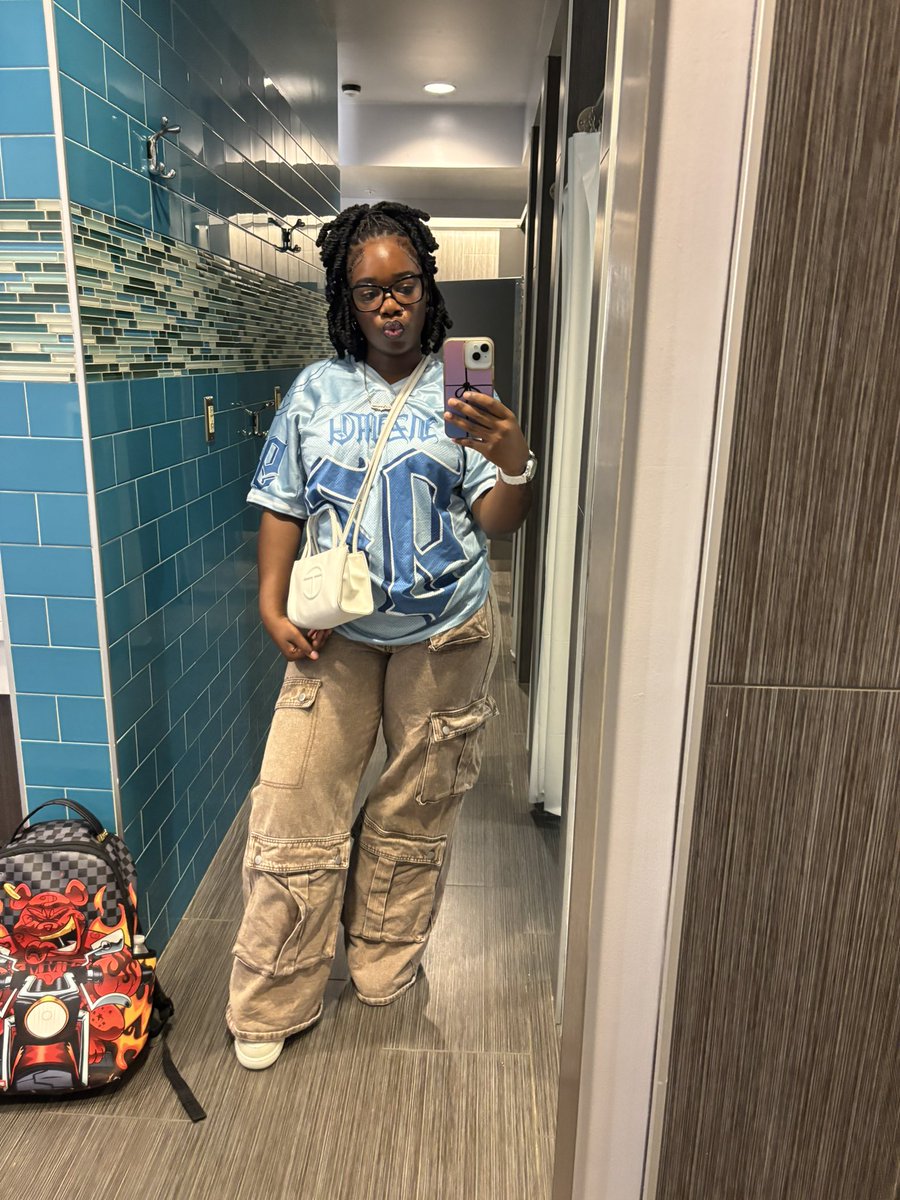 1of1Zarii's tweet photo. #FWOC #CollegeLife #PTSO https://t.co/d3W0NutKMe