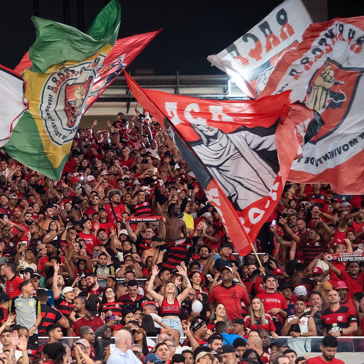 Ingressos Esgotados para <a href="/Flamengo/">Flamengo</a> X <a href="/Gremio/">Grêmio FBPA</a> no <a href="/maracana/">Maracanã</a> 

📷 <a href="/delmirojunior/">Delmiro Junior</a>