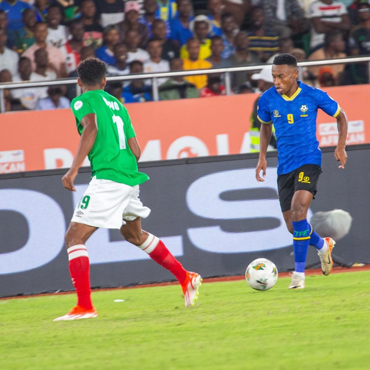 Football, wow… it can be something else. 🙆🏽‍♂️

Tanzania beat Madagascar in the group stages.

Now look, Madagascar are in the CHAN FINAL! 🏆✨

This game teaches us: sometimes it’s not just about how you start, but who you meet along the way. 

#CHANwithMicky
#CHAN2024