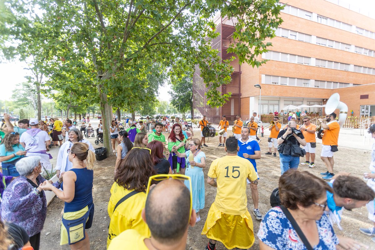 🎉 FERIAS Y FIESTAS | Nuestros concejales <a href="/MariaArangurenV/">María Aranguren</a> y <a href="/J_albergr/">J.albergr</a> han visitado esta tarde la Residencia Francisco de Victoria. 

👵🏻 Los mayores han disfrutado de merienda y baile a cargo de todas las peñas festivas.