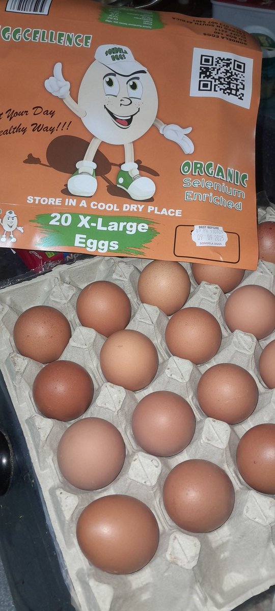 Ons stryd is nie teen vlees en bloed nie. (@myself_net) on Twitter photo Hier's die nuutste truuk wat hulle op ons trek. 20 eiers in ñ 30 tray. Alles gaan vir n̈ bol str*nt. Hier's die nuutste truuk wat hulle op ons trek. 20 eiers in ñ 30 tray. Alles gaan vir n̈ bol str*nt.