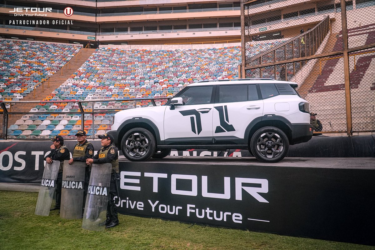 La pasión crema se sintió en cada rincón del estadio.🏟❤️💛​

​️Revive los mejores momentos del clásico con este álbum lleno de intensidad y emoción.️🤩 ¿Saliste en alguna de las fotos? 👀​

#Jetour #JetourPerú #YDaleU #YDaleJetoUr #LaGrandezaNosUne #LaGarraDelÚnicoGrande