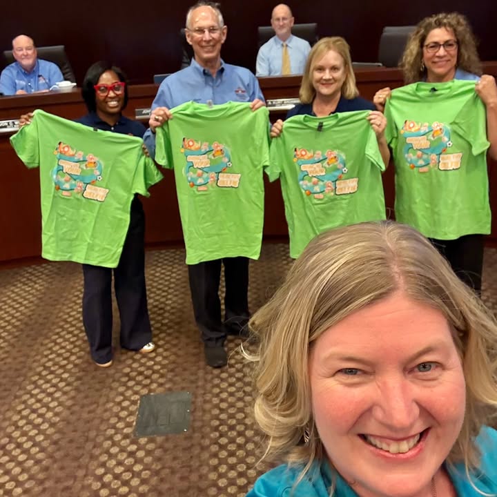 healthyworange's tweet image. Our local towns and cities have declared Friday, September 19 as #HealthySelfie Day! They’re ready to join the 5K and Photo Contest FUN! 🏃🏽‍♀️📸 Thank you to @cityofocoeeFL, Town of Oakland, @townwindermere, and City of Winter Garden, for their ongoing support of our Movement! 🧡