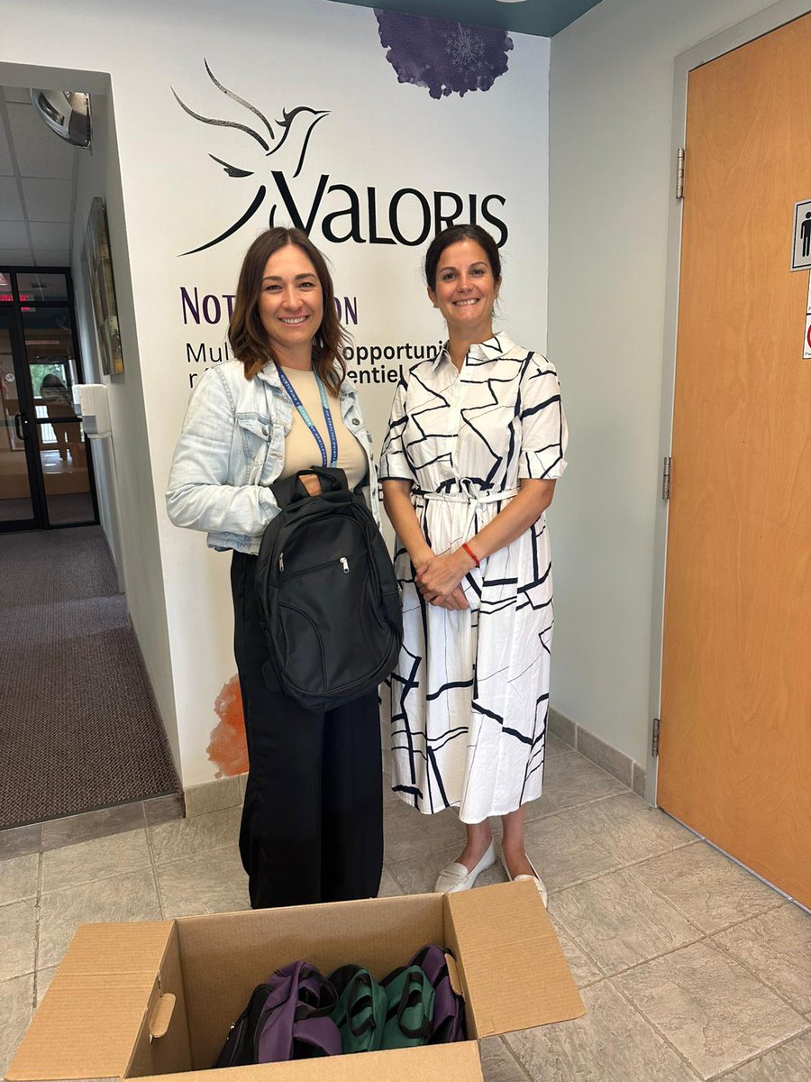 MingarelliG's tweet image. Thanks to @TELUS #KitsForKids, we donated 5 stocked backpacks to @Valorispr in Hawkesbury, supporting students &amp;amp; families in #PrescottRussellCumberland. Grateful for partners making back-to-school brighter! 🎒📚
#BackToSchool #CommunitySupport #Valoris #EducationMatters