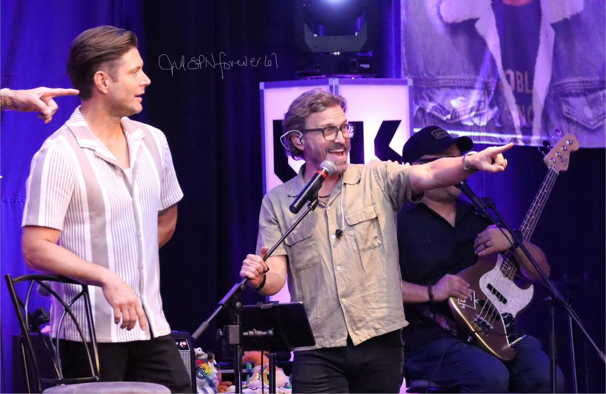 JulSPNForever67's tweet image. J2 panel 

Rob Benedict and Jensen Ackles, 
Austin, TX  2025 #SPNAUS #SPNFamily #RobBenedict #JensenAckles