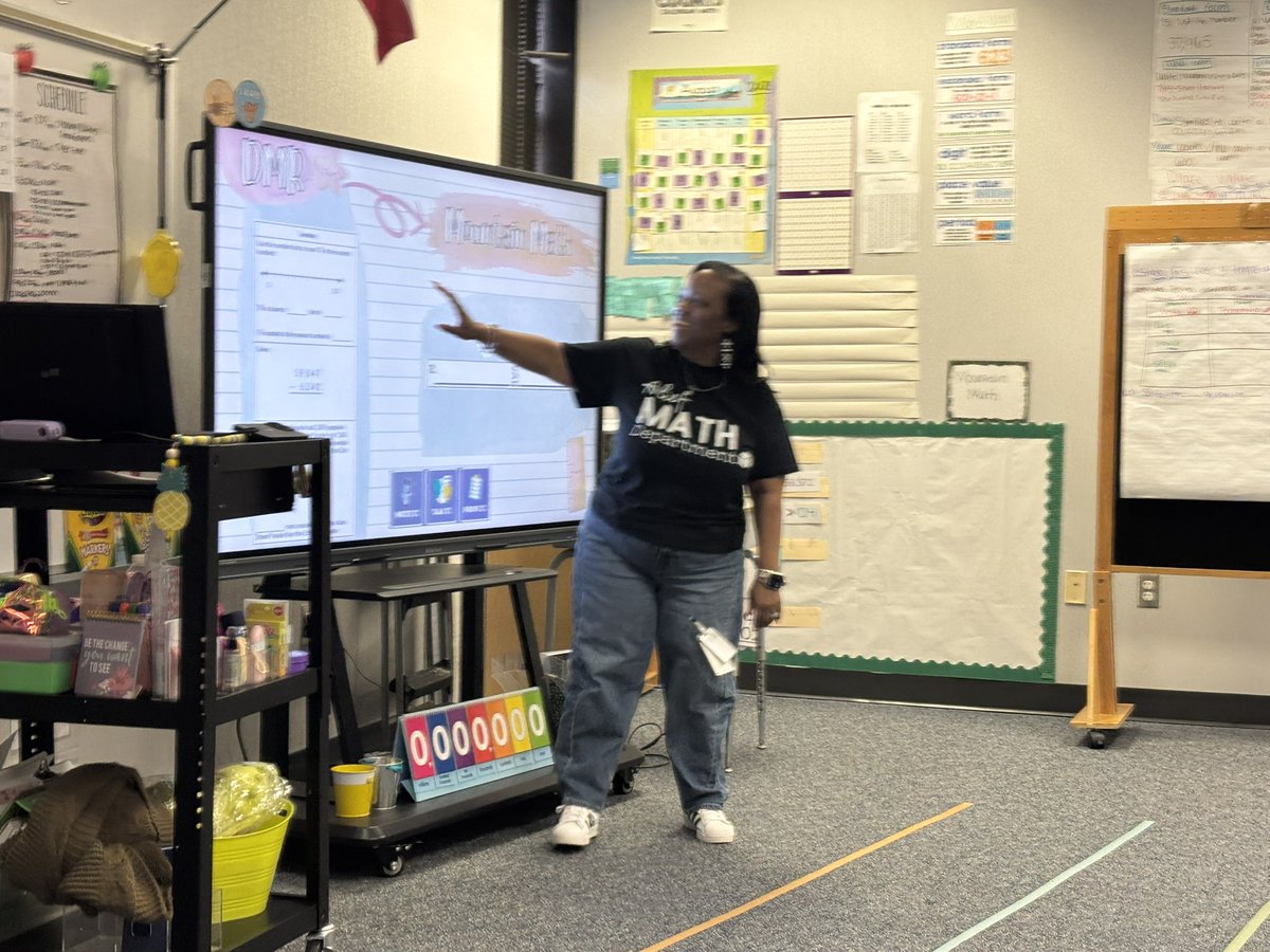MatturroMEd's tweet image. Fourth grade had a great math lesson rehearsal with @Sims_HicksMath !!! #modeling #exemplar #notecatcher