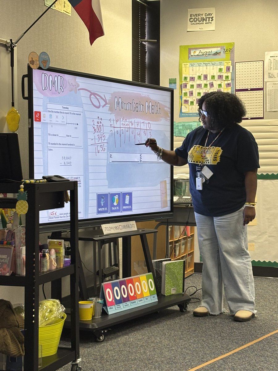 MatturroMEd's tweet image. Fourth grade had a great math lesson rehearsal with @Sims_HicksMath !!! #modeling #exemplar #notecatcher