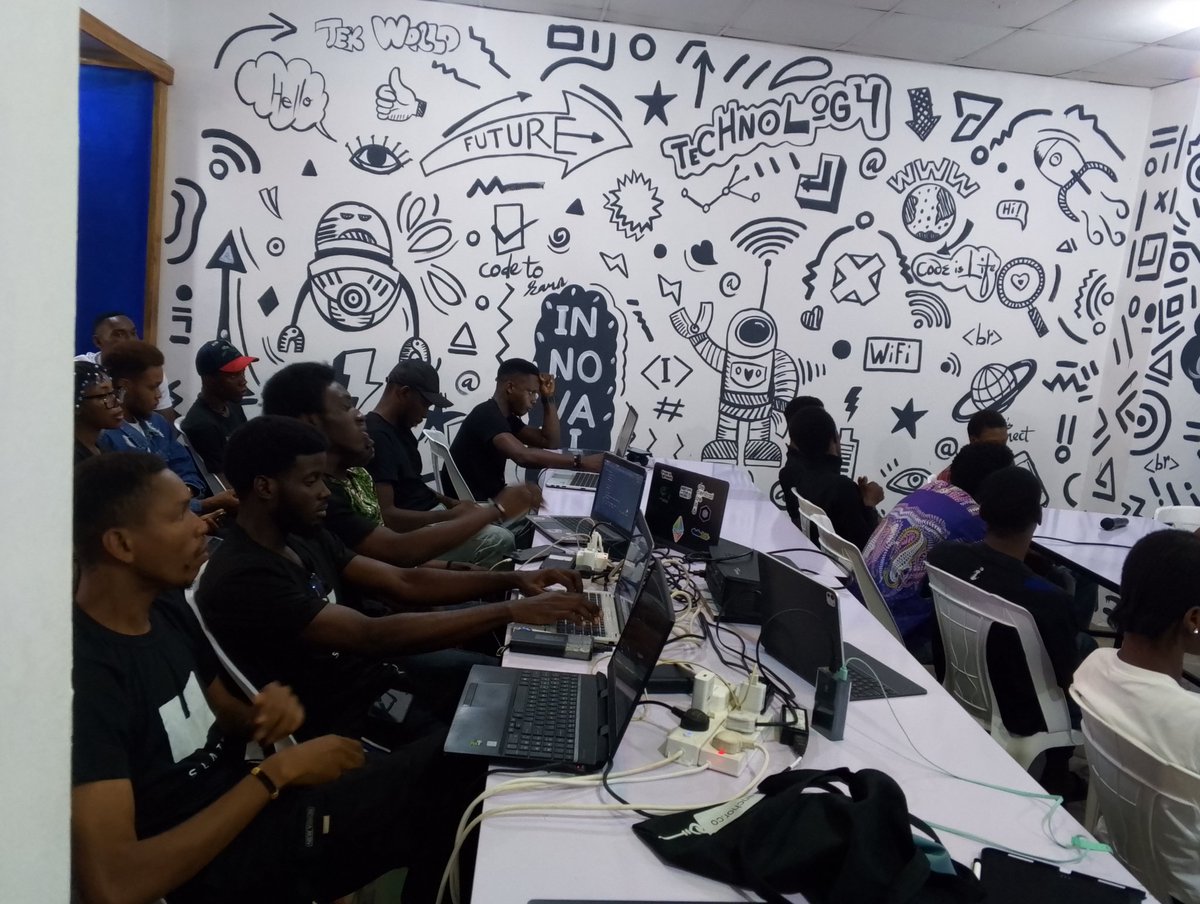 The goal is to connect, innovate and build onchain solutions to problems ❣️