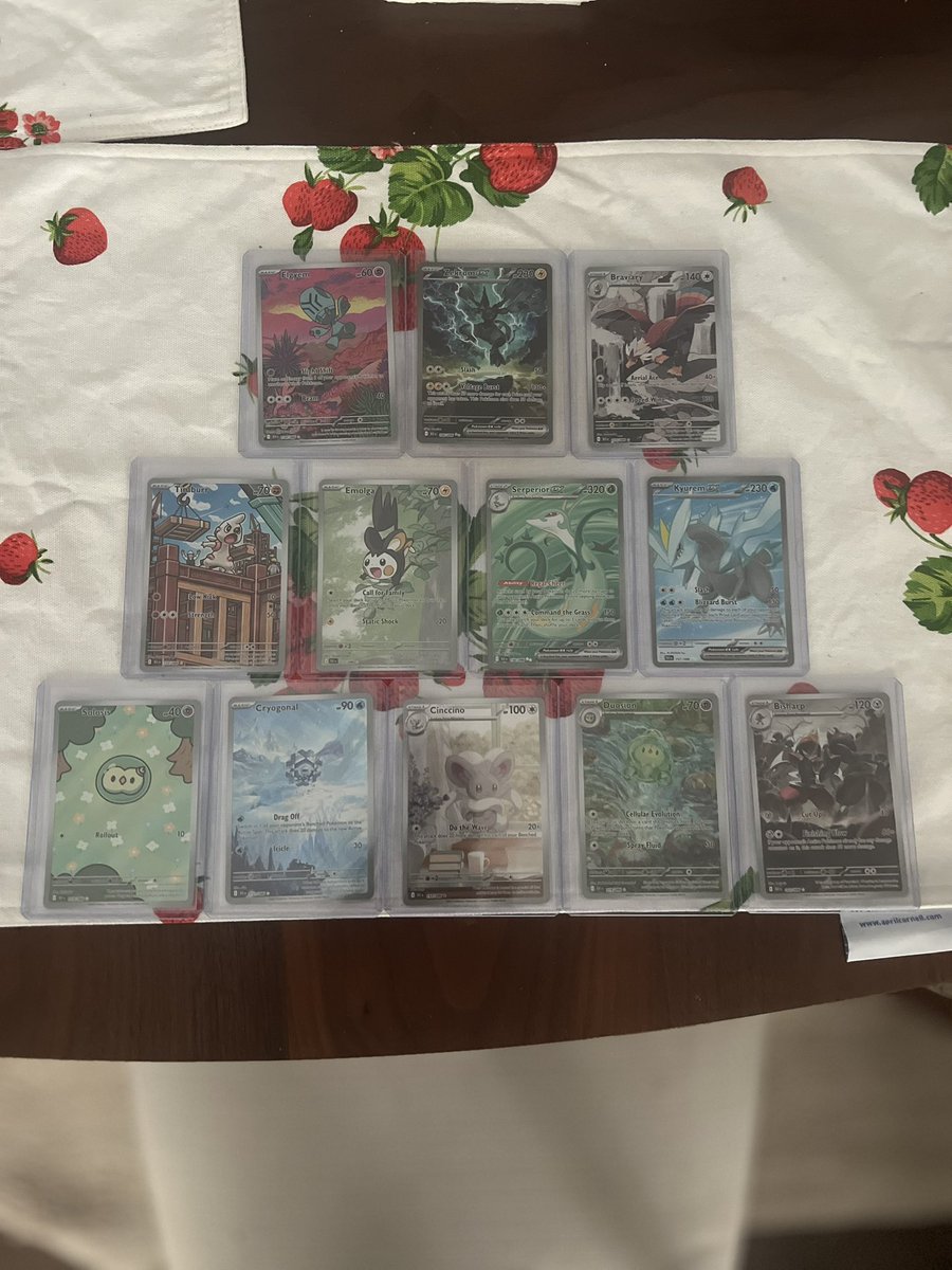 Got a fucking god pack and some more hits out of a 6 packs 🍆💦