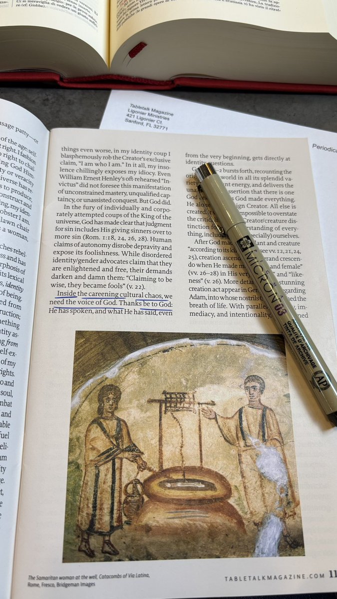 En este mundo lleno de caos, necesitamos escuchar la voz de Dios