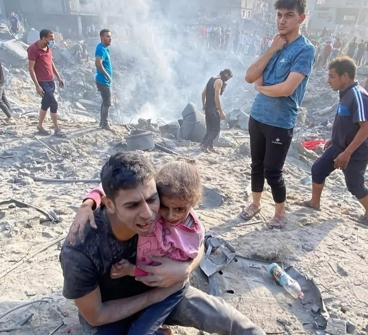 Gazze  bir  imtihandı,  ümmetin kaybettiği..

#ReachGaza