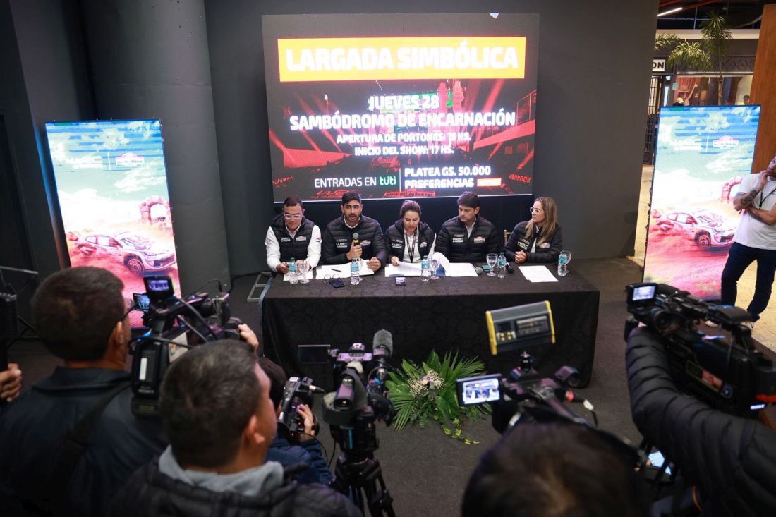 Carnaval, motores y música: Indio Rubio y Tierra Adentro en la largada del Rally del Paraguay motorpy.com/carnaval-motor…