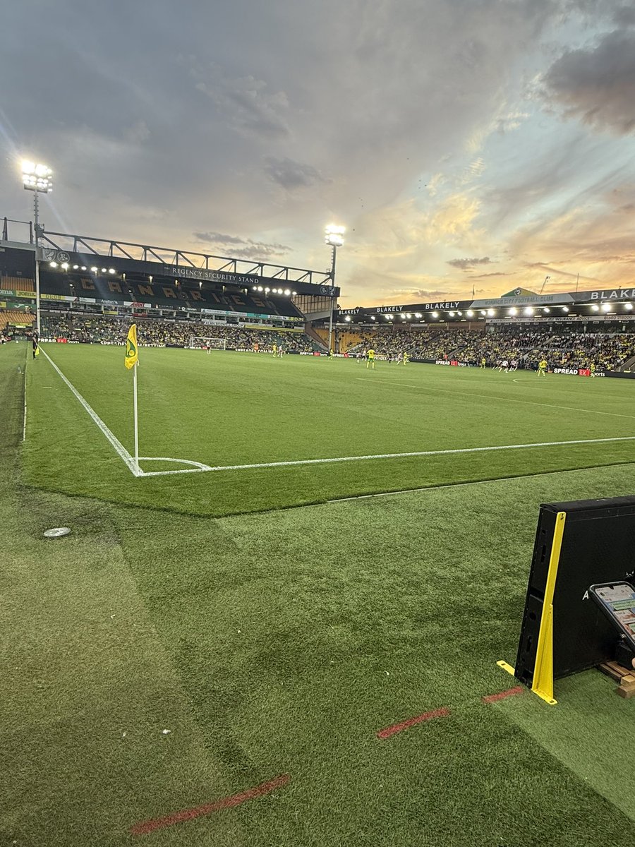 First one under the lights. #NorwichCity #NCFC #Canaries #Yellows