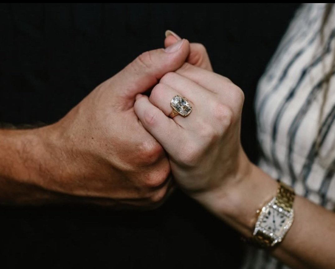 emzdrafts's tweet image. PAPER RINGS NUNCA MAIS