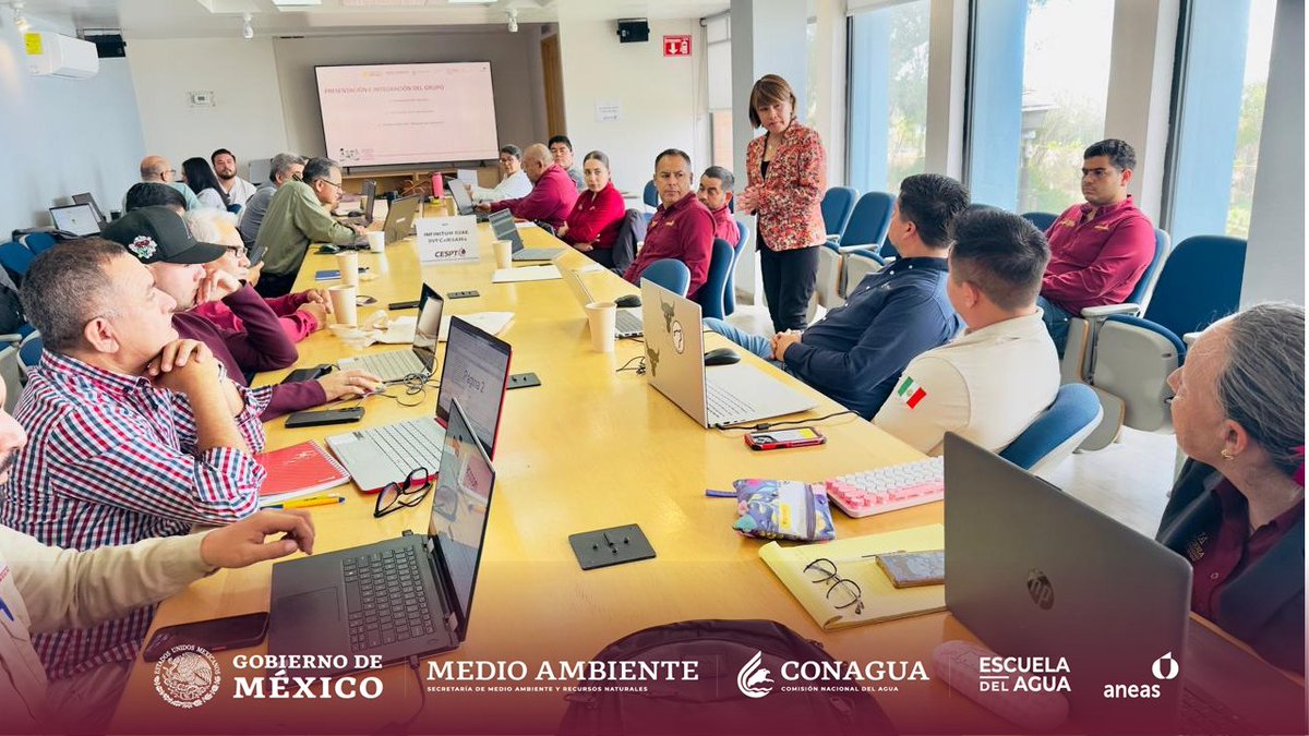🚰📚 Inició en Tijuana, BC, el curso “Precios Unitarios (OPUS)”, en el Centro de Capacitación CESPT Punta Bandera, dirigido a la Comisión Estatal del Agua de Baja California.
👥 Participaron en la inauguración:
Luis Fernando Zarzosa Rosales (#CEABC)
Susana Herrera Vallejo