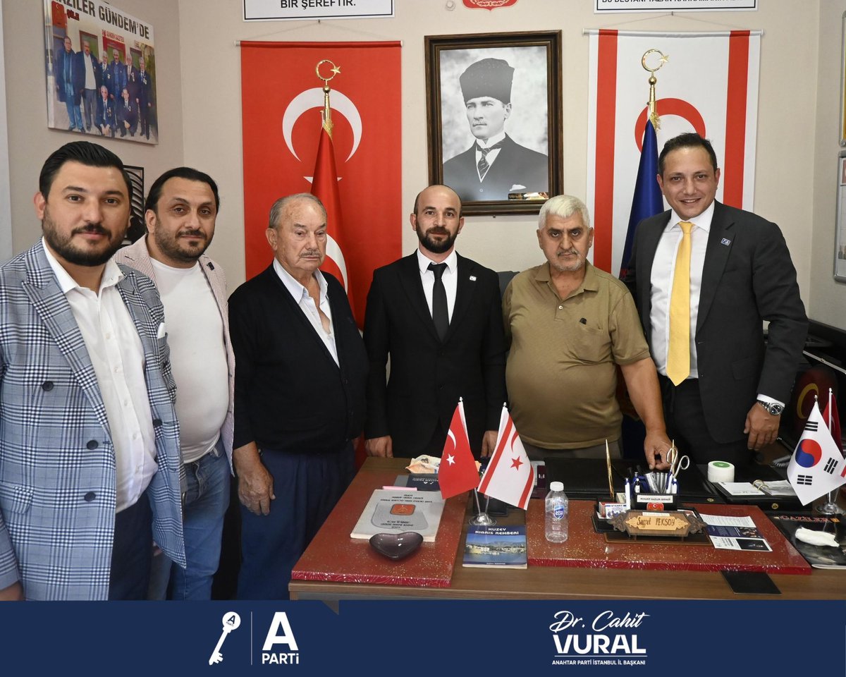 Anahtar Parti İstanbul İl Başkanımız Sayın Op. Dr. Cahit Vural’ın başkanlığında; il başkan yardımcılarımız, yönetim kurulu üyelerimiz, Şile İlçe Başkanımız ve ekibiyle birlikte Türkiye Muharip Gaziler Derneği Şile Temsilciliğini ziyaret ettik. Gazilerimize duyduğumuz minneti,