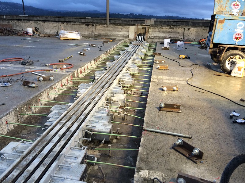City of Mercer Island (@mercergov) on Twitter photo Heads up, Mercer Islanders! Starting Sept. 18, <a href="/wsdot/">Washington State DOT</a> will close the I-90 Eastbound on-ramp at E Mercer Way will close for 6-8 days, and the HOV on-ramp at 80th Ave. SE for 16 days to complete essential repairs. Expect major delays. Learn more: orlo.uk/ugDgu Heads up, Mercer Islanders! Starting Sept. 18, <a href="/wsdot/">Washington State DOT</a> will close the I-90 Eastbound on-ramp at E Mercer Way will close for 6-8 days, and the HOV on-ramp at 80th Ave. SE for 16 days to complete essential repairs. Expect major delays. Learn more: orlo.uk/ugDgu