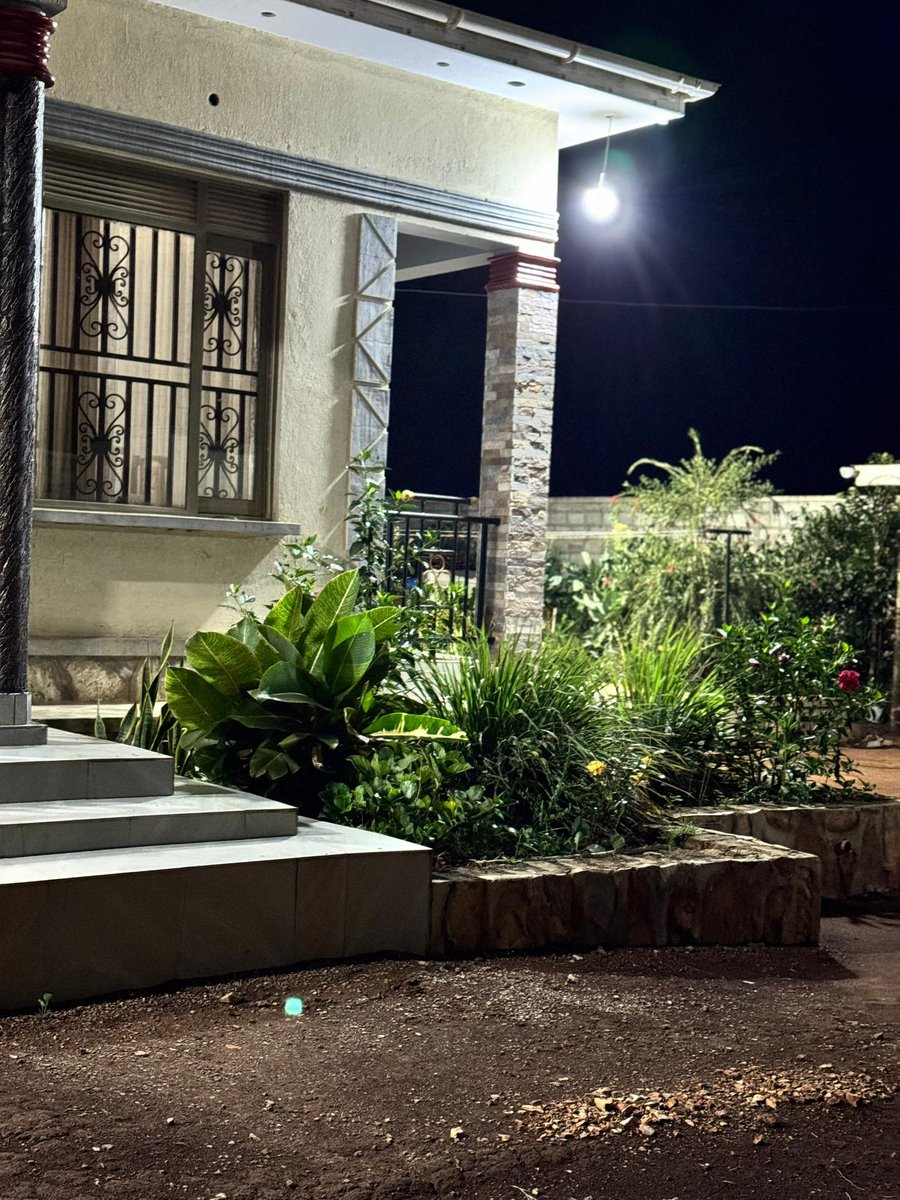 DixonDyler's tweet image. A story of beauty, a story of life , a story of sustainability, a story of the life that is brought by incorporating greens within your design 🥳 Design and build with us 😊#ABDESIGNERS&CONSULTANTS
#DESIGNandBUILD