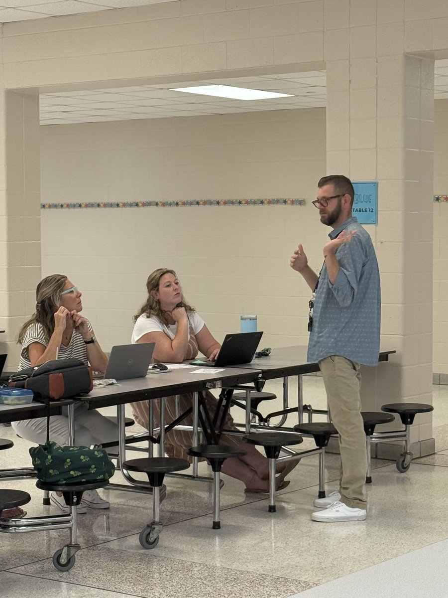 CPSProfDev's tweet image. POD Coaches partnered with JMS teachers for a hands-on PD session!
🔄 The focus: small group instruction & station rotation. Teachers experienced the rotation model by exploring:
✔️ CHAMPS
✔️ Blended Learning
✔️ Using data to drive small group instruction
#GrowWithCPSPOD