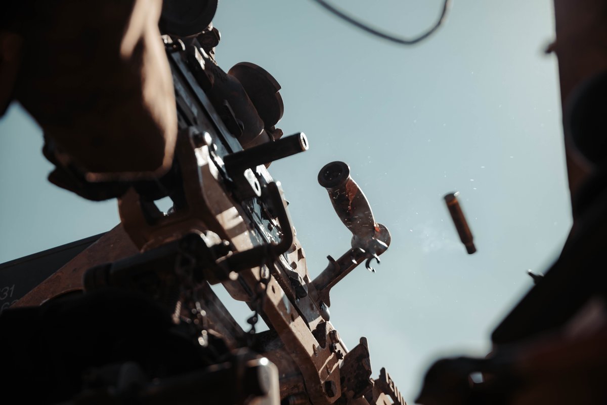 Contact Right!!​

#PacificMarines with <a href="/MRFDarwin/">MRF-D</a> participated in a live-fire convoy range at #Darwin, #Australia, Aug. 15, 2025.​

The convoy life-fire range allows Marines to maintain proficiency in using weapons and moving vehicles in combat.

📸: Sgt. Brian Stippey | <a href="/USMC/">U.S. Marines</a>