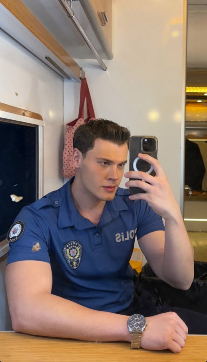 #ArkaSokaklar setinden🎬#MelihDemircan

#TolgaKandemir | <a href="/tolgakandemrr/">Tolga Kandemir</a>