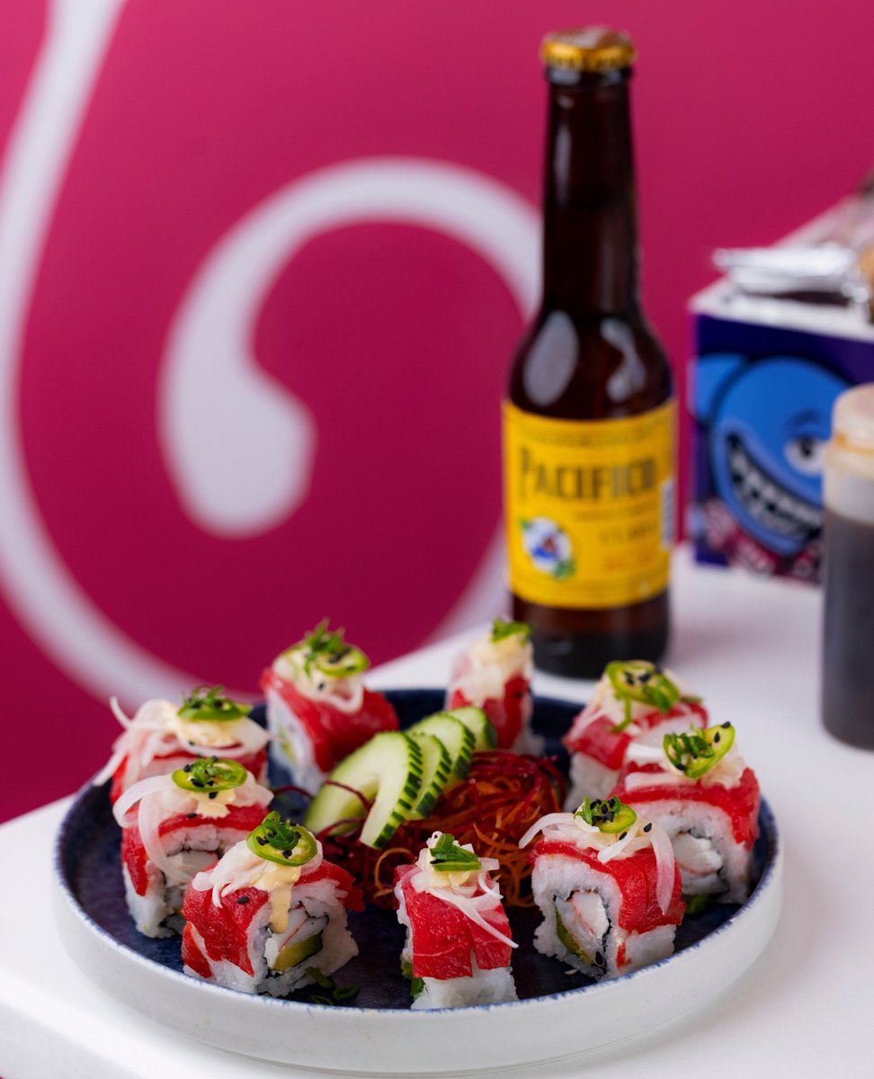 Empiece la semana al tiro con este suchi, el curricuqui y una helada.

#migustoes #suchi #suchiculichi #saborculichi