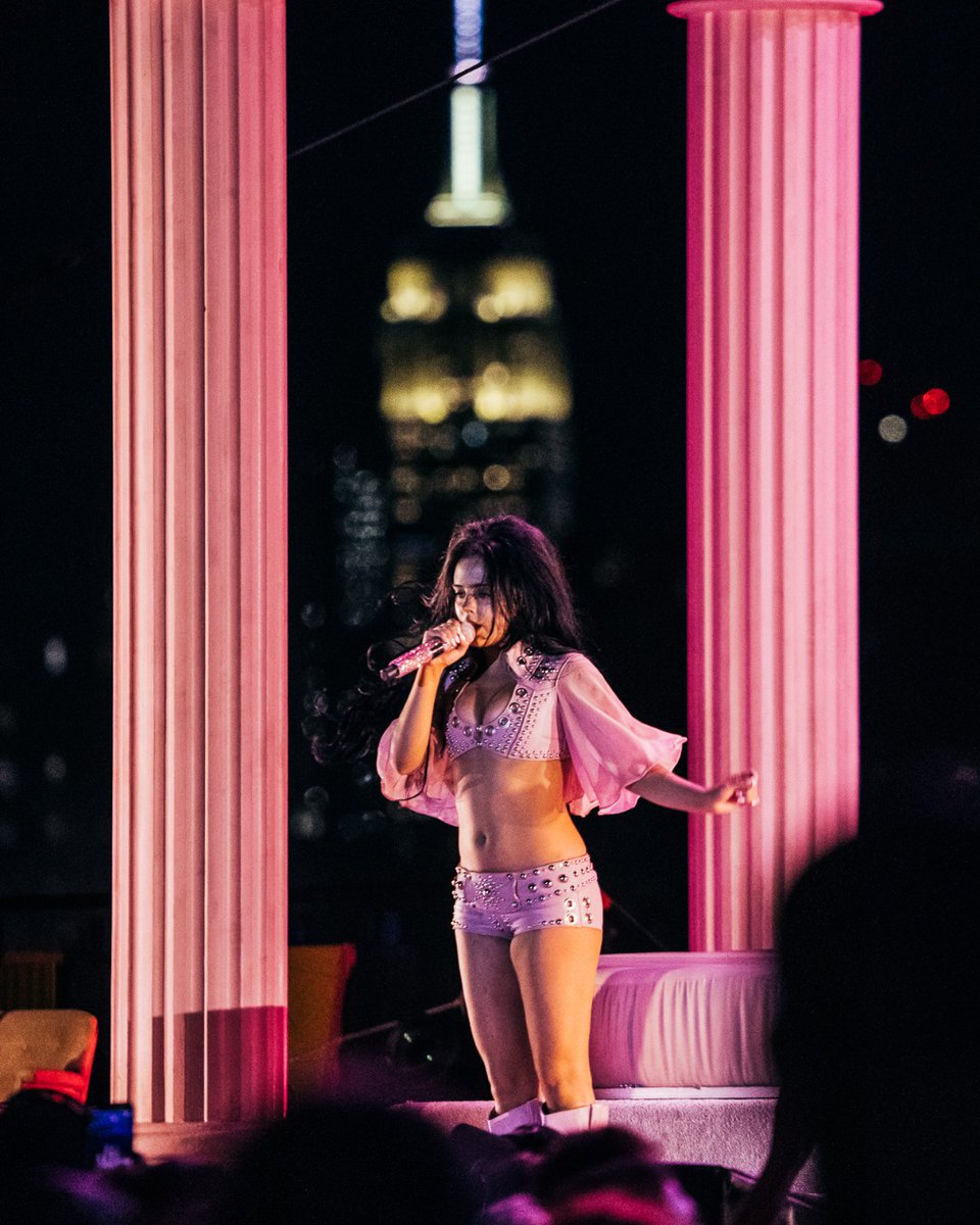 The Rooftop at Pier 17 tweet media