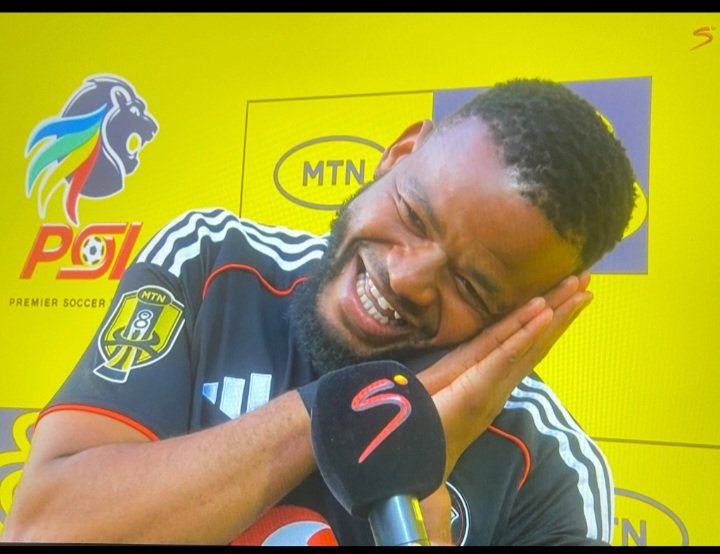 This guy is Football

Him and Mbatha came in and gave us something we been missing🙏🙏.

Ndaba is our answer to the left back