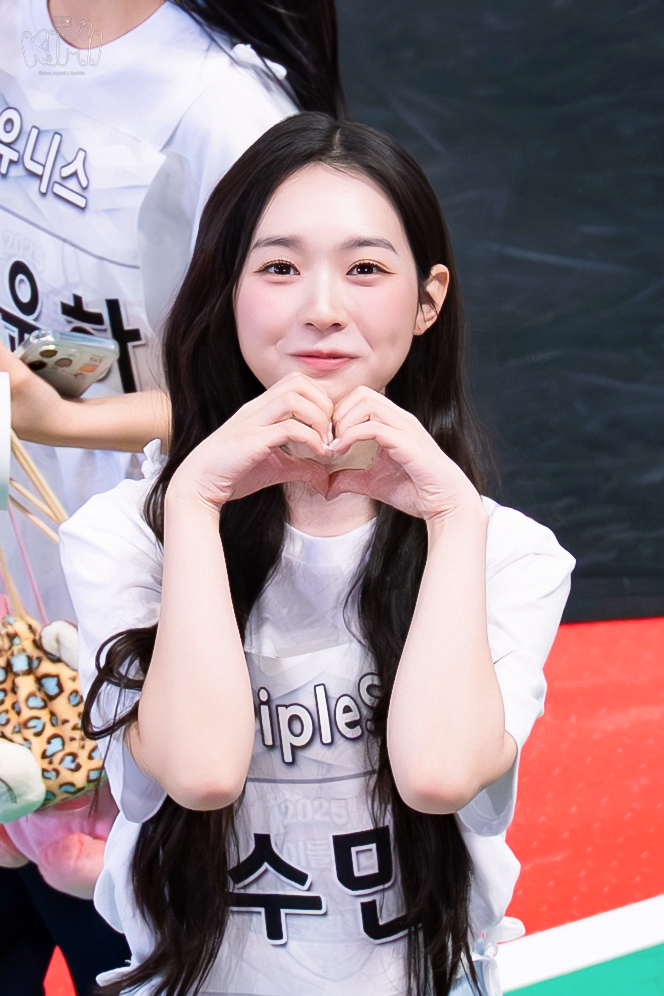 250826 아육대 트리플에스 수민
🤧💖
#트리플에스 #tripleS #Soomin #수민 #김수민 #トリプルS #スミン