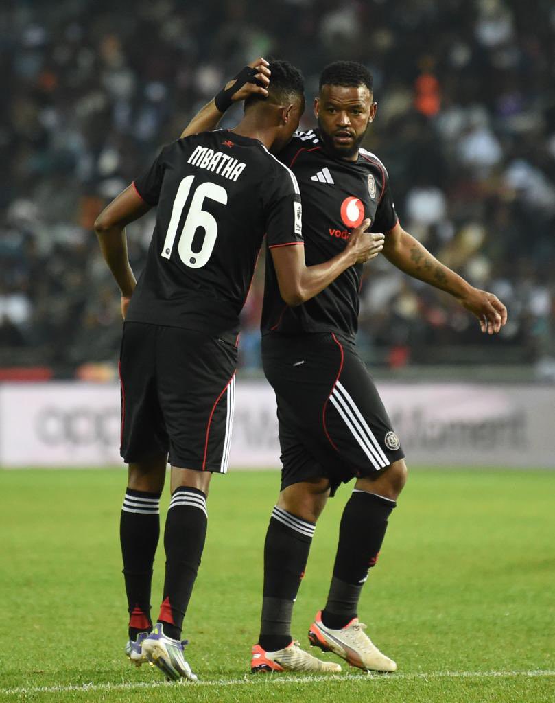God decided to bless Orlando Pirates with Mbule and Mbatha🥺.

#OnceAlways #BetwayPrem