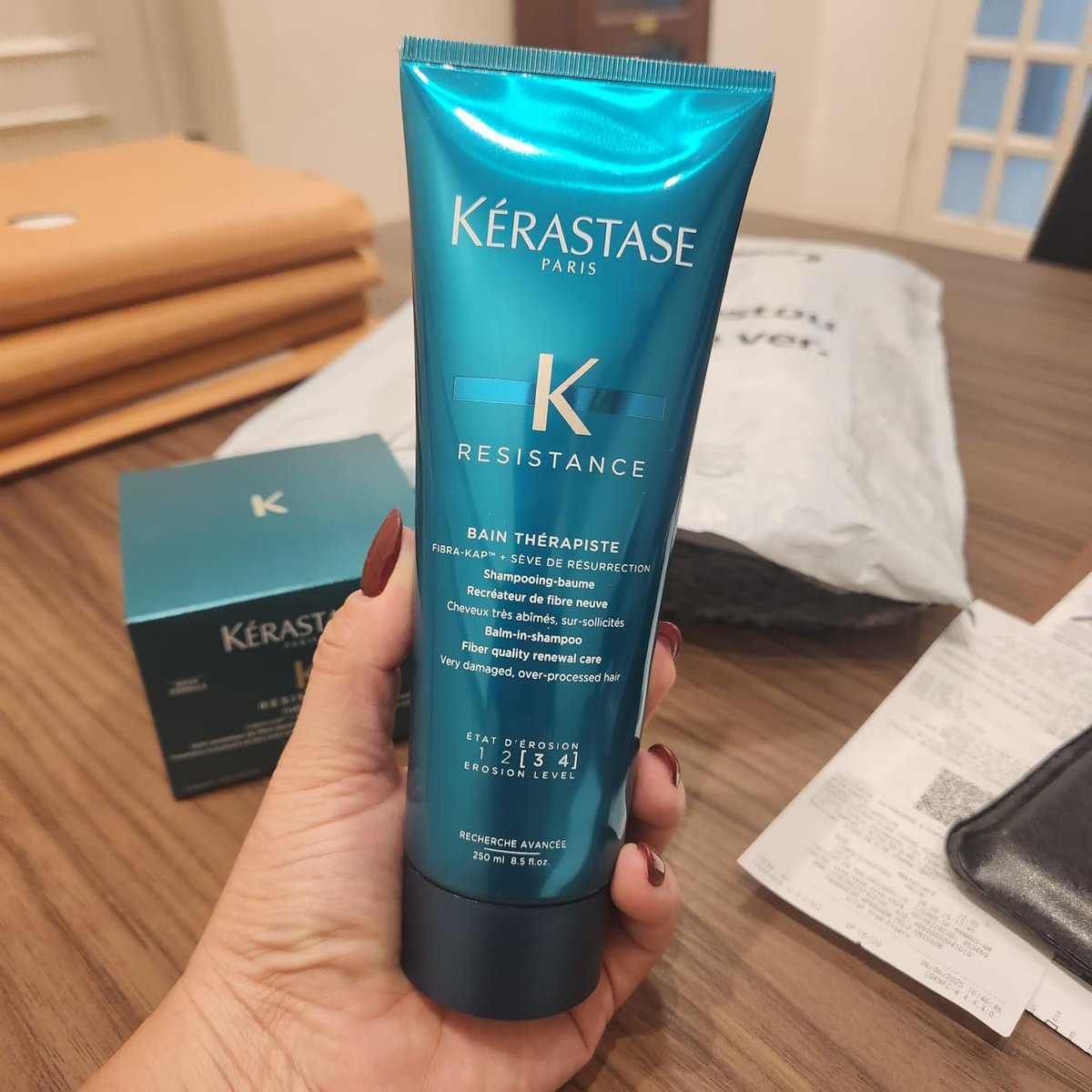 🥈 NA FARMACIA UM DESSE SÓ FINANCIANDO 

Kérastase Résistance Bain Thérapiste Shampoo, 250ml

⚠️oferta exclusiva prime
Por 146,00 em 4x sem juros
amzn.to/3Jxjrje