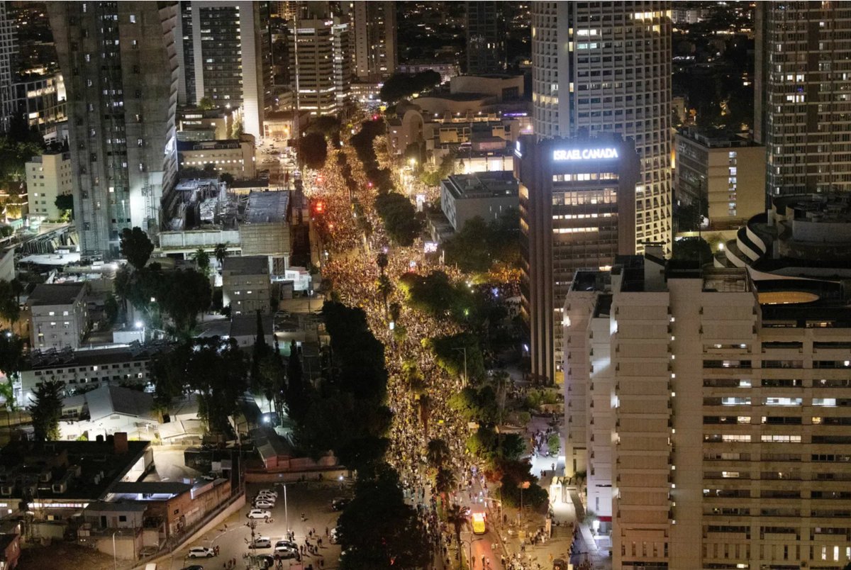 Tel Aviv tonight. Do the damn deal. (Photo: Tomer Appelbaum.)