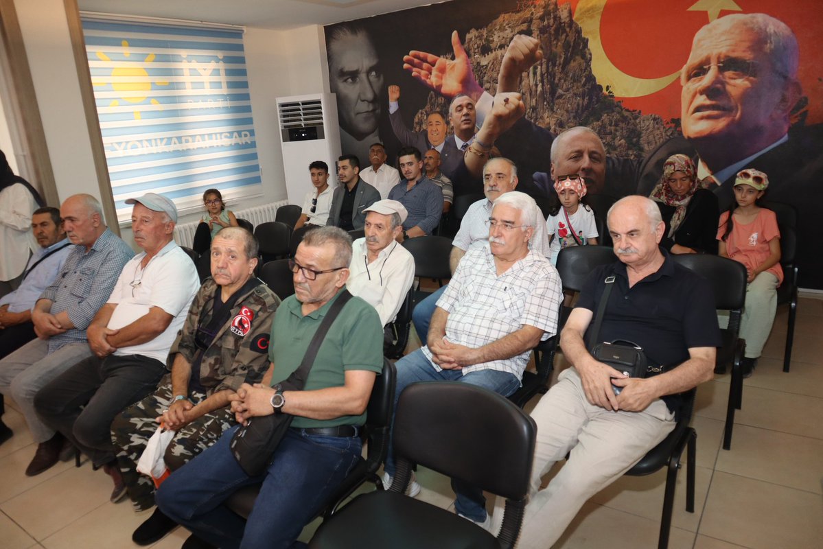 Av. Hakan Şeref OLGUN (@_hakanolgun) on Twitter photo 📍Afyonkarahisar
İYİ Parti Grup Başkanvekilimiz <a href="/SBugraKavuncu/">Buğra Kavuncu</a> , Genel Başkan Yardımcılarımız <a href="/cenkozatici/">Dr. Cenk Özatıcı</a> ve <a href="/avalperakdogan/">Av. Alper Akdoğan</a> ile birlikte Afyonkarahisar İl Başkanlığımızda teşkilatlarımızla bir araya geldik.
Gerçekleştirdiğimiz istişare toplantısında, partimizin güçlü 📍Afyonkarahisar
İYİ Parti Grup Başkanvekilimiz <a href="/SBugraKavuncu/">Buğra Kavuncu</a> , Genel Başkan Yardımcılarımız <a href="/cenkozatici/">Dr. Cenk Özatıcı</a> ve <a href="/avalperakdogan/">Av. Alper Akdoğan</a> ile birlikte Afyonkarahisar İl Başkanlığımızda teşkilatlarımızla bir araya geldik.
Gerçekleştirdiğimiz istişare toplantısında, partimizin güçlü