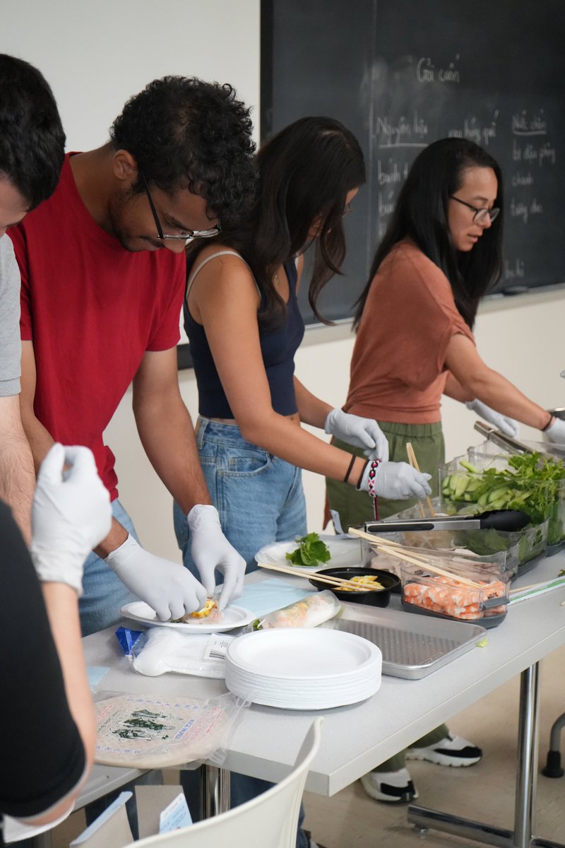 UWInternational's tweet image. What a summer for WISLI! ✨ This year, WISLI saw high enrollment, expanded scholarships, and powerful connections for students. Read more → international.wisc.edu/wisli-celebrat…