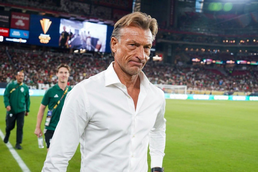 🚨🚨🚨🚨🗣️ هتان النجار - نادينا |

مدرب المنتخب السعودي 'رينارد' أبلغ 'علي البليهي' أن استدعاءه للمنتخب يتطلّب لعب دقائق أكثر مع ناديه الهلال.