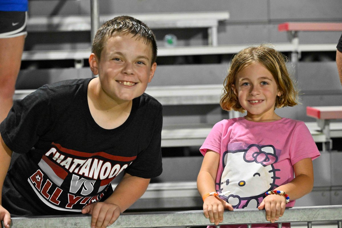 Nothing beats game day smiles 🤍🙂

Grab your tickets and join us this Saturday in the Den as we take on AV Alta! | Link in bio. 🎟️

#DaleLobos🔴🐺