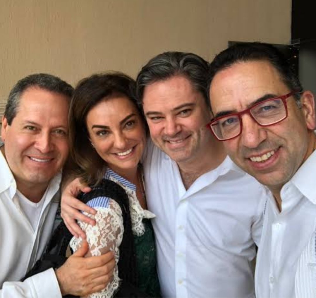 catrina_surena's tweet image. Señora Mendoza: Si no es &quot;ni de derecha ni de izquierda&quot;, ¿por qué siempre tan pegada al prianismo y recibiendo instrucciones y moches para difundir mentiras? #EsPregunta