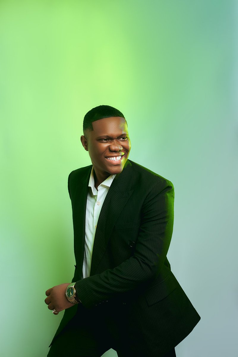 When truth is revealed, there’s only one response: GLORY 🙌🏾
Listen to Glory by <a href="/VictoryGbakara/">Victory Gbakara</a> and share your worship moment with #TheMessageEP.