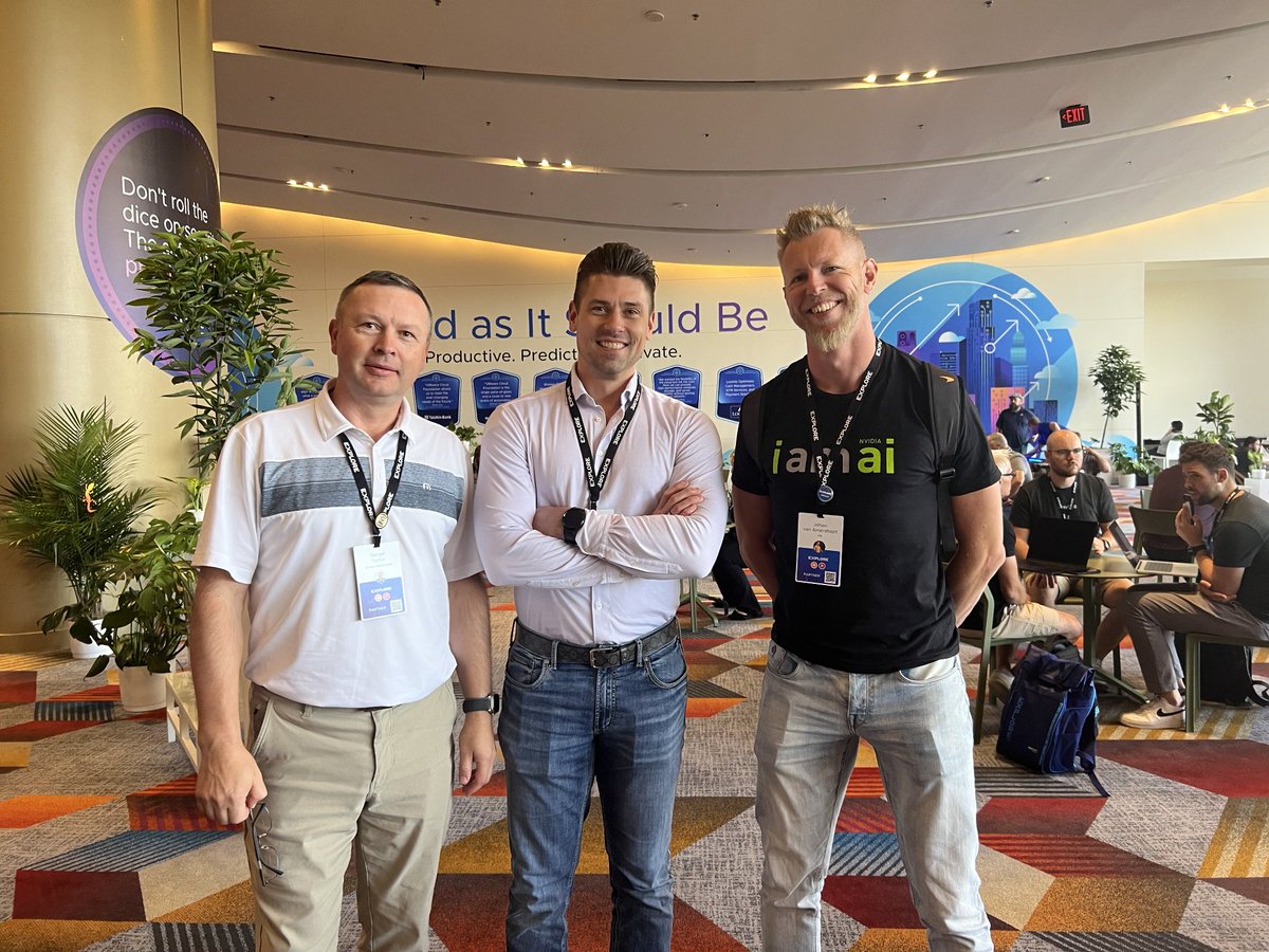 StephenWagner7's tweet image. Always enjoy bumping in to good old friends at @VMwareExplore! 😎🤳

@vhojan, @MyVMUG @vExpert 
#VMware #VMwareExplore