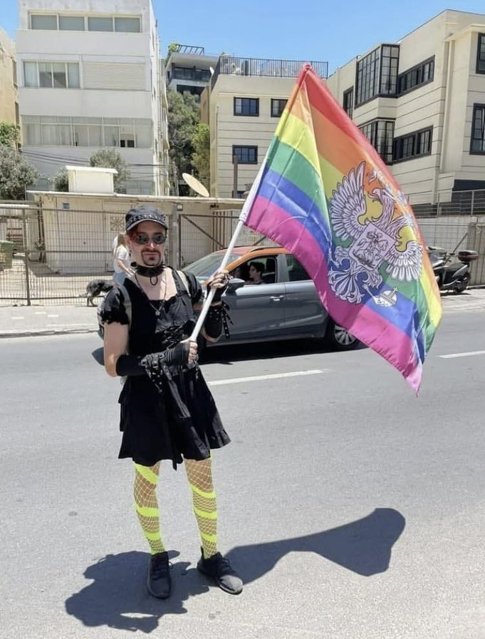 антон фром кибертрон tweet media