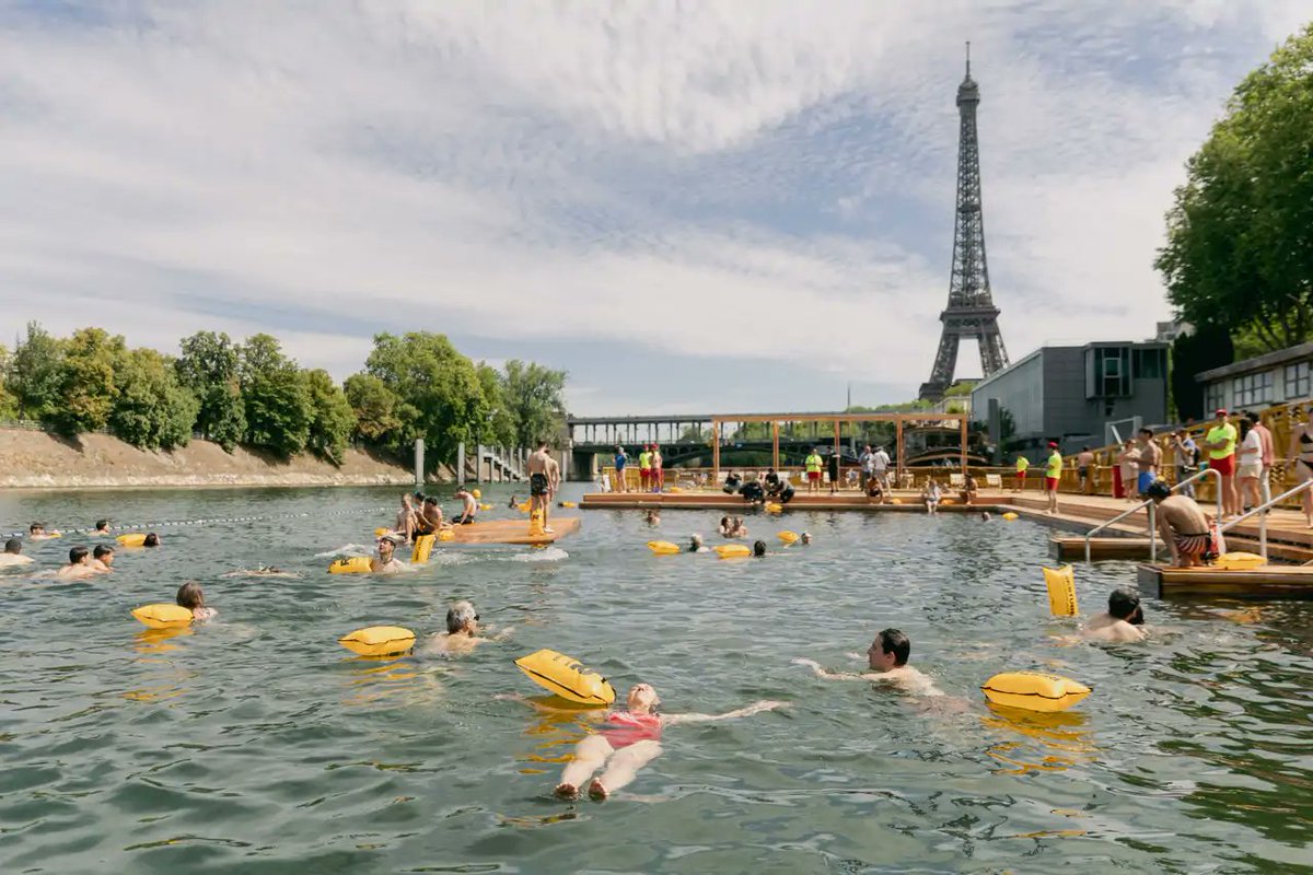 ¿Recordáis la polémica del Sena durante París 2024?

🌊 París ha abierto tras 102 años tres zonas de baño públicas y gratuitas: Bras-Marie, Bras de Grenelle y Bercy.

💩 Inauguración 5 de julio y cierre temporal el día después por lluvias que empeoraron la calidad de las aguas.