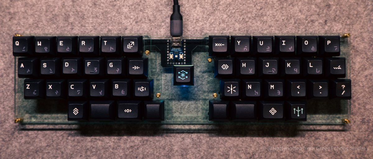 河村亮介 Ryosuke Kawamura (@hottyhottea) on Twitter photo #本日のセットアップ #S5ii
#Atomoph #PR
Keyboard:#Gravity45
Switch:Everglide Aquaking
Keycap:Keyreative KAM ASTHA Greenkeys Custom
Wristrest:<a href="/SPECIAL_PARTS_Y/">吉村特殊パーツ製作所ガラスマウスパッド/鏡ガラス店</a>
Gravity45ハイプロキットでスタート。
いよいよ本日9時より、プレスリリース出稿、予約販売が開始となります。 #本日のセットアップ #S5ii
#Atomoph #PR
Keyboard:#Gravity45
Switch:Everglide Aquaking
Keycap:Keyreative KAM ASTHA Greenkeys Custom
Wristrest:<a href="/SPECIAL_PARTS_Y/">吉村特殊パーツ製作所ガラスマウスパッド/鏡ガラス店</a>
Gravity45ハイプロキットでスタート。
いよいよ本日9時より、プレスリリース出稿、予約販売が開始となります。